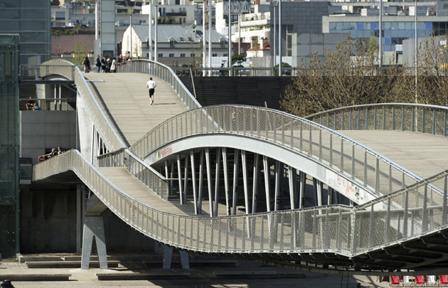Passerelle Simone de Beauvoir